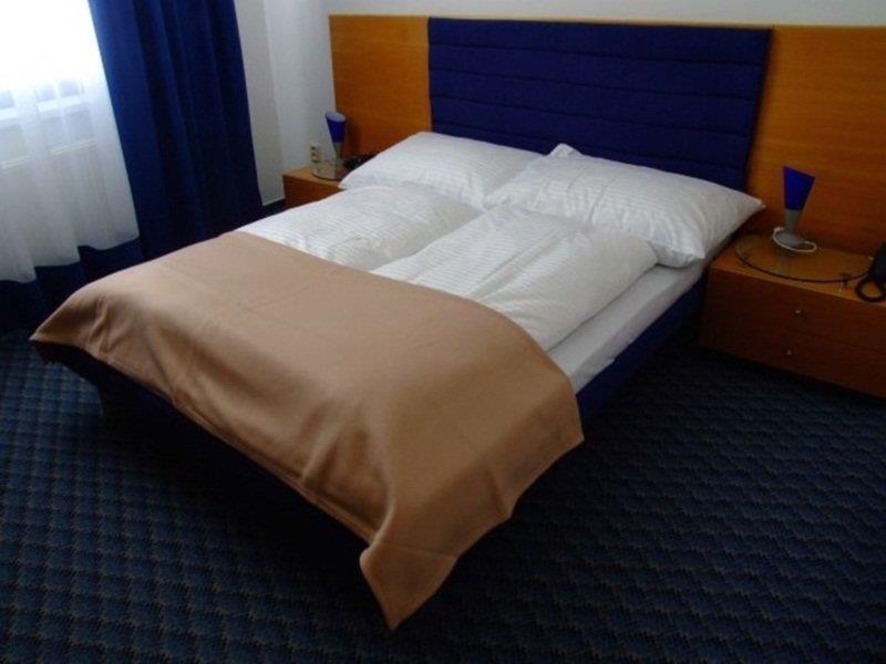 President Hotel Bratislava Cameră foto